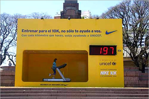 Amazing-outdoor-advertising-lycodonfx (12)