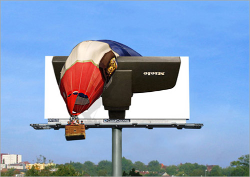 Amazing-outdoor-advertising-lycodonfx (6)